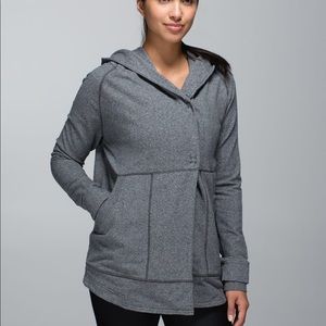 Lululemon Find Your Center Wrap